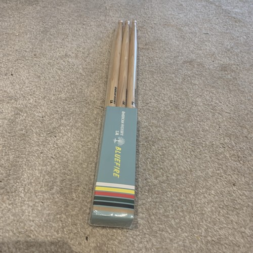 Pairs - 3, drumsticks)