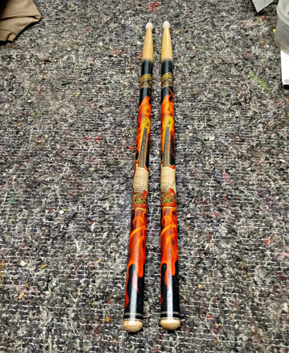 Flame design pair - design, drum